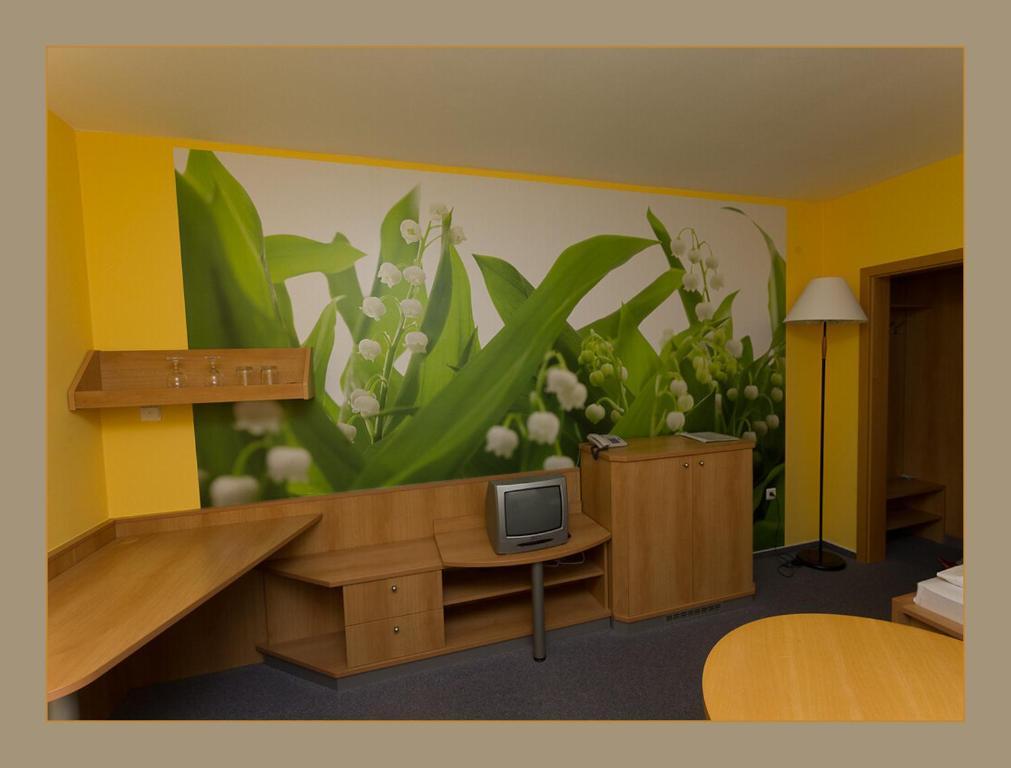 Hotel Imos Břeclav エクステリア 写真